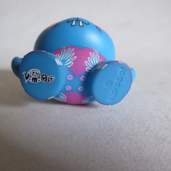 2007 3” KIDROBOT AZTECA DUNNY PEYOTE DESIGNER ART URBAN VINYL FIGURE - Picture 9 of 16